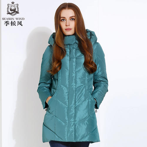 季候风女装大赏：季候风时尚达人冬季羽绒狂潮LOOK