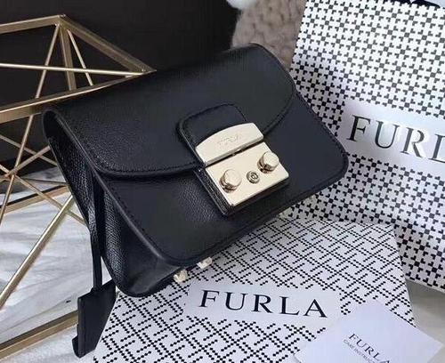 furla中国官网：这几款人见人爱的包包 你值得拥有