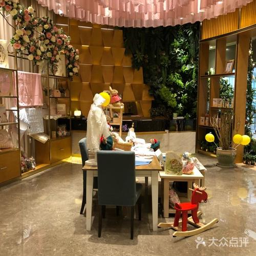 玫瑰太太：全程化服务 玫瑰太太吸客“有一套”